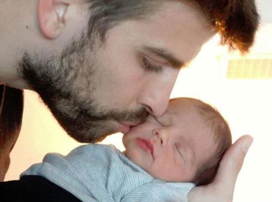 Gerard Pique, Milan Pique Mebarak, Shakira Twit Pic Gerard Pique, Milan Pique Mebarak, Shakira Twit Pic